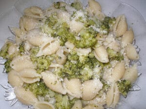 Shells and Broccolli